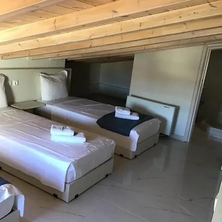 Capsule hotel View 2 Nikiti (Sithonia)